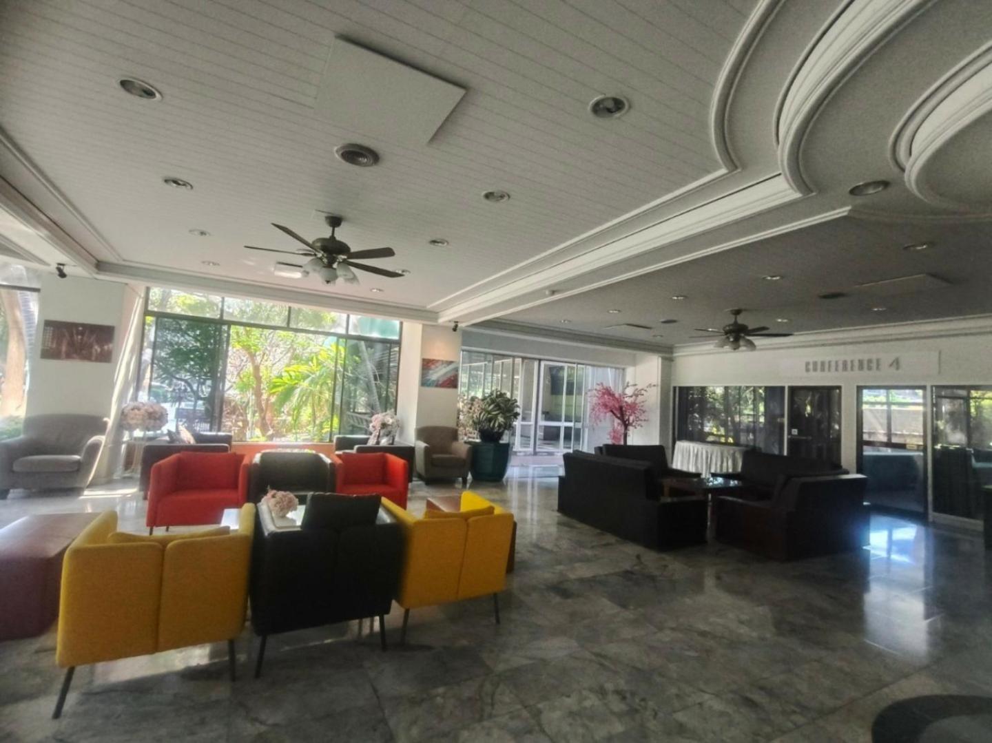 First Pacific Cirrus Hotell Pattaya Eksteriør bilde