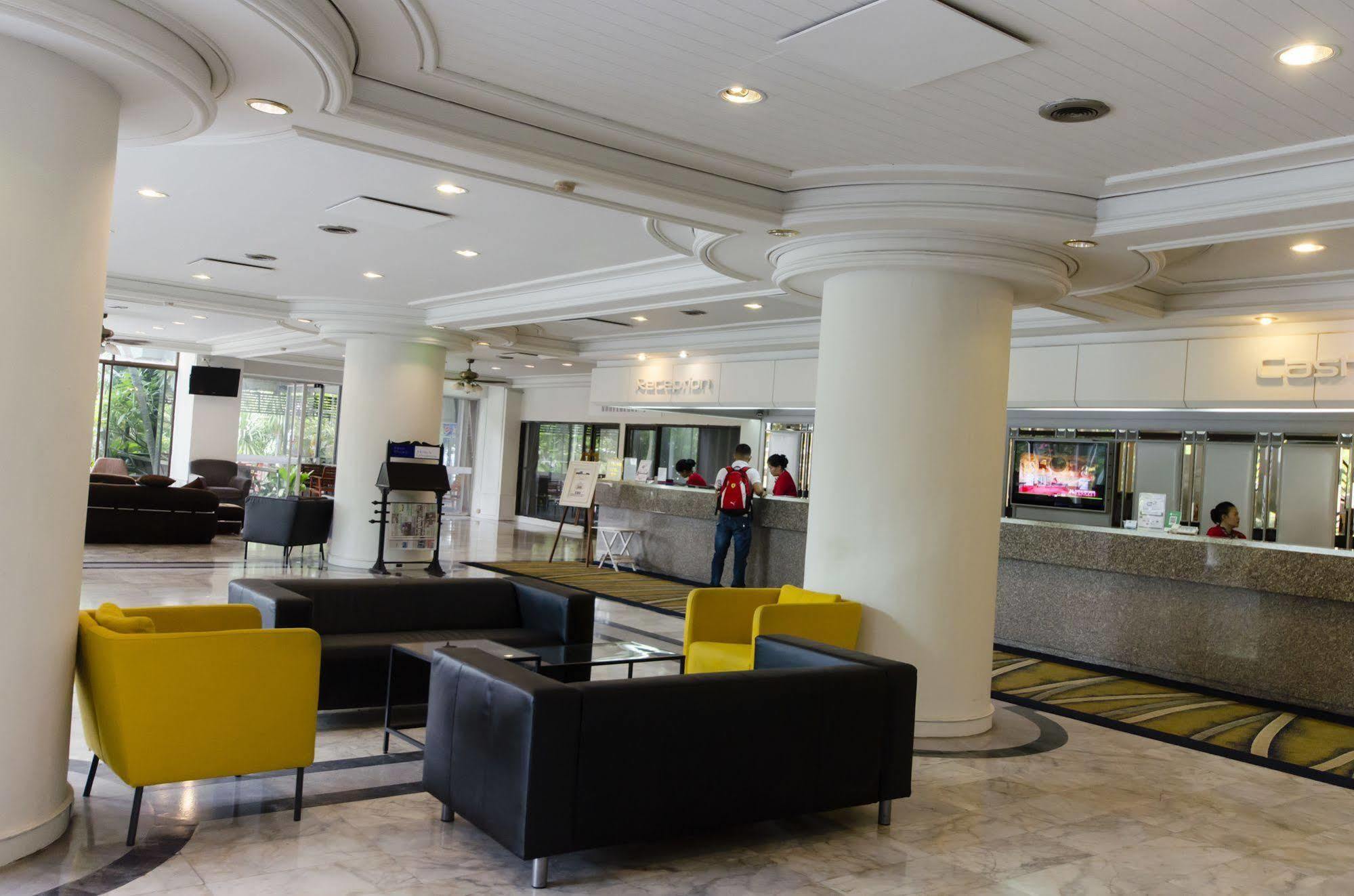 First Pacific Cirrus Hotell Pattaya Eksteriør bilde